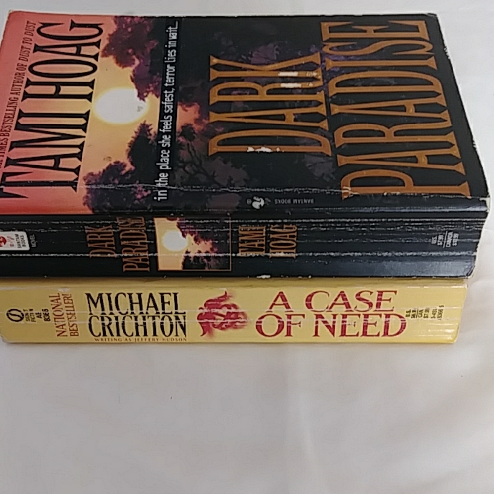 Two paperbacks - Picture 4 of 7